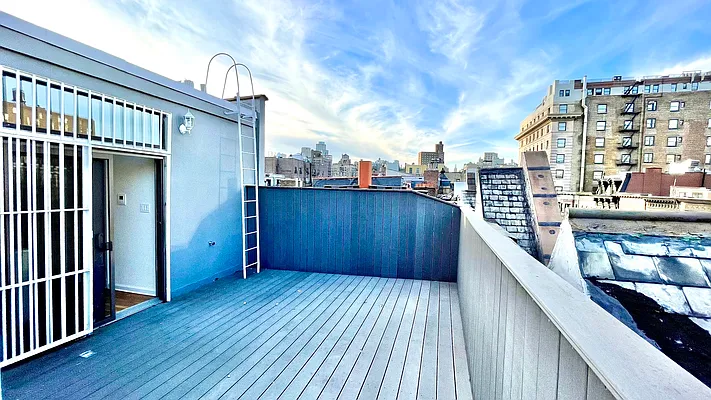 Rented by JK Dansar Corp | media 12