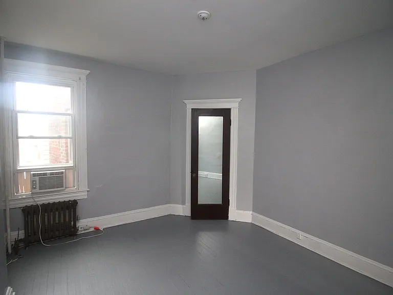3010 Guilford Ave — Photo 21