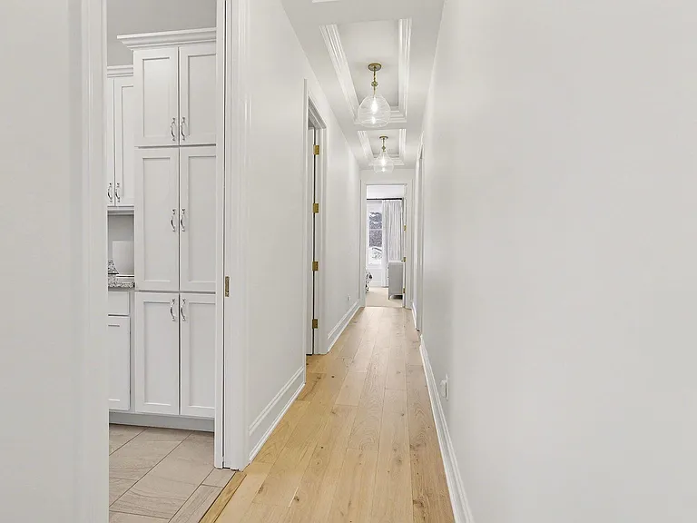 484 Park St — Photo 67