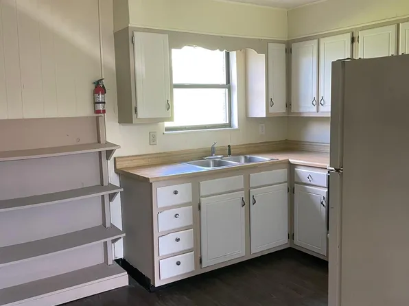 132 Hale Ave, Morristown, TN 37814