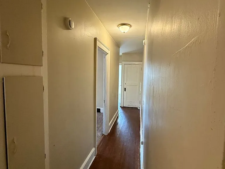 1732 Saint Paul St — Photo 7