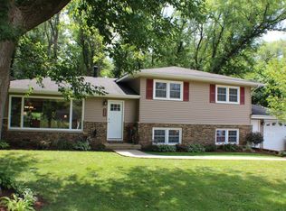 805 Vincent Rd, Twin Lakes, WI 53181