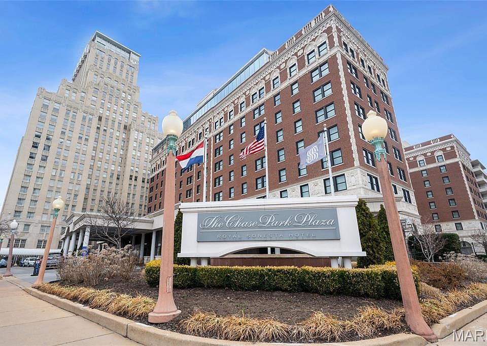 1st image of 232 N Kingshighway Blvd APT 907