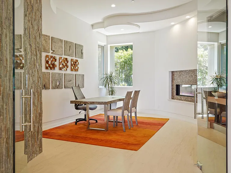 7447 Hillside Dr — Photo 20