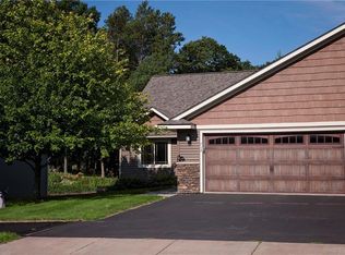 748 Club View Ln, Altoona, WI 54720