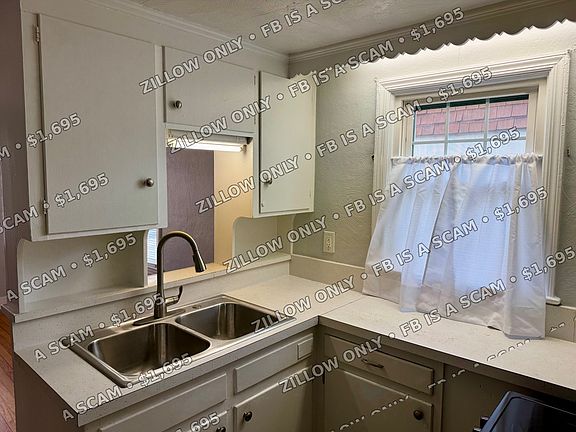 2nd image of 322 E Camden Wyoming Ave