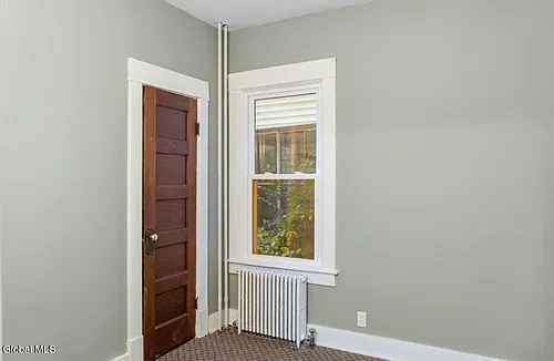 10 Magnolia Ter Photo 1