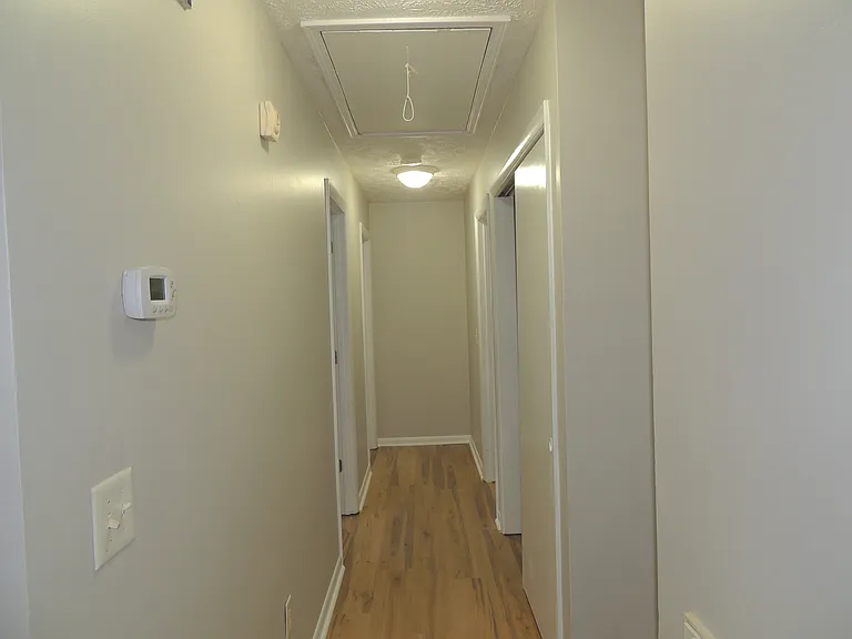 7115 Enfield Dr — Photo 15