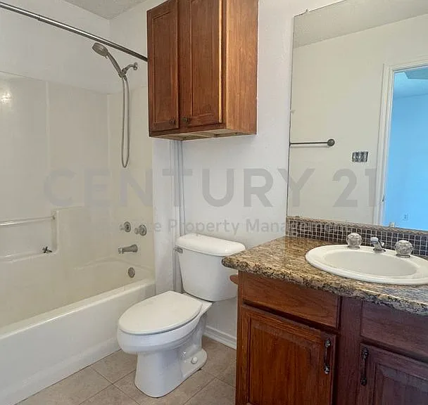 211 Anchor Ln — Photo 6