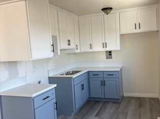 151 W Imperial Hwy #D, Los Angeles, CA 90061