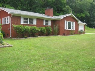 265 Assembly St, Waynesville, NC 28786