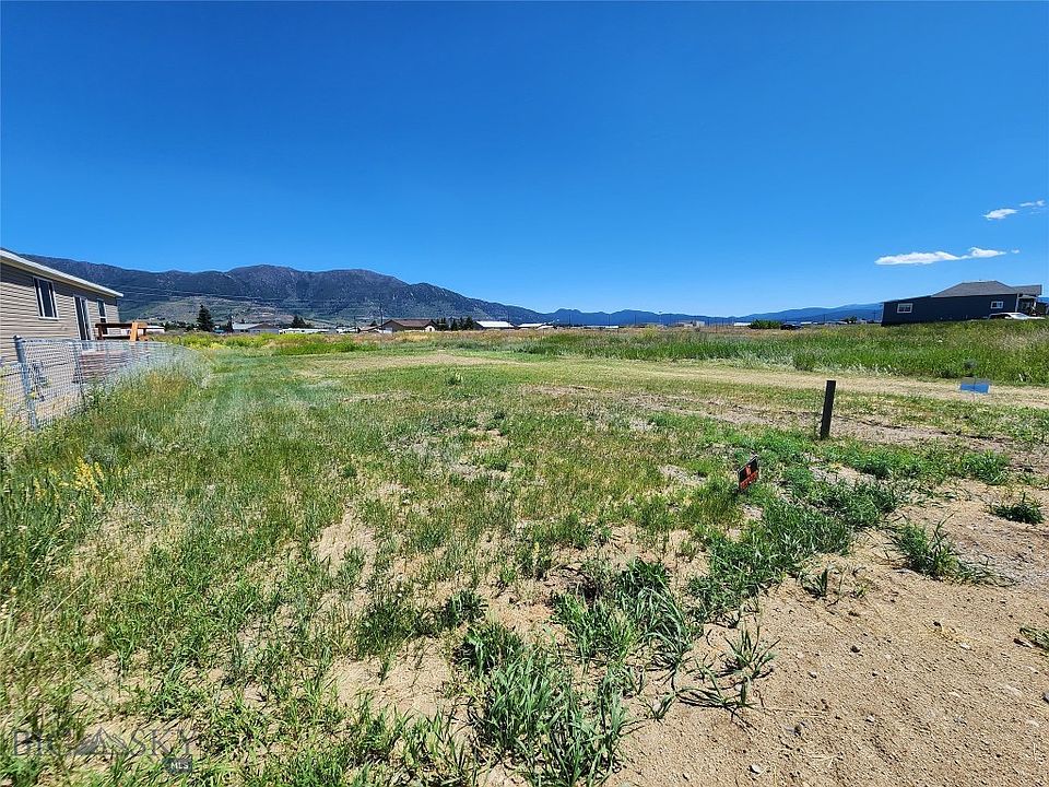2nd image of S Wyoming St