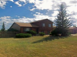 8211 Yarina Way, Cheyenne, WY 82009