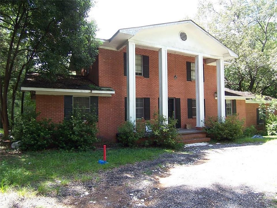 2nd image of 5413 Forest Ridge Rd S