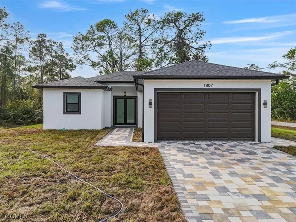 1807 W 17th St, Lehigh Acres, FL 33972
