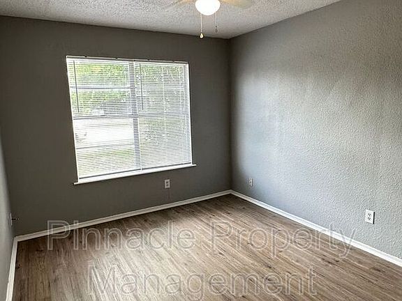 3rd image of 130 E 11th St