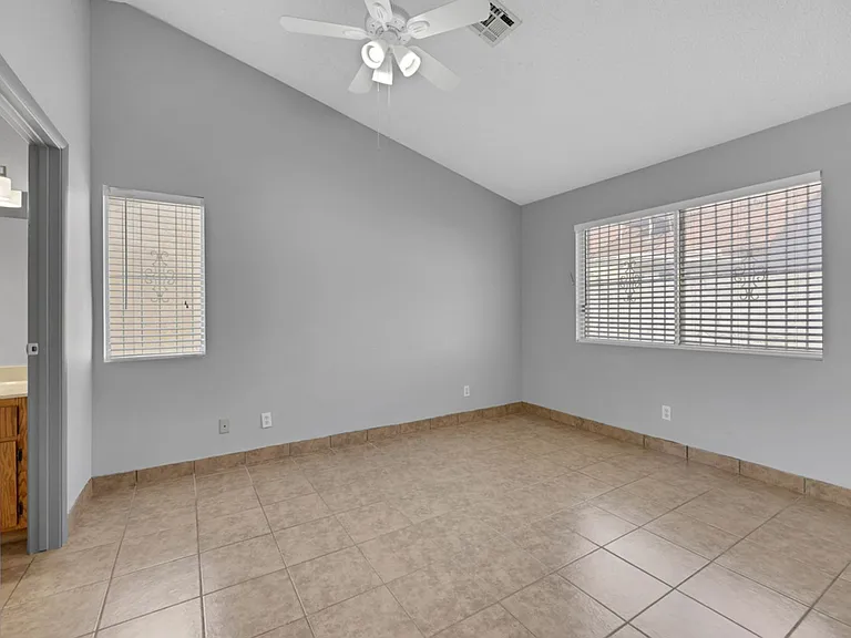 2826 Scotch Heather St — Photo 14