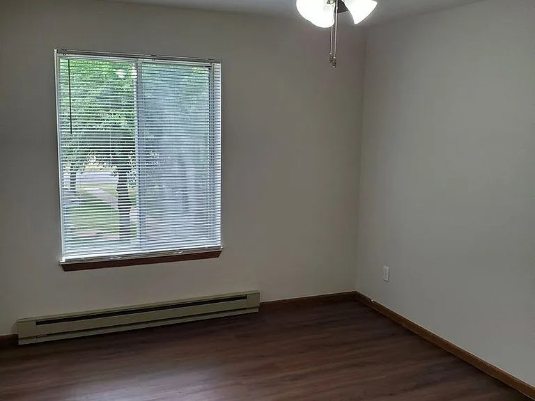 Orchard Village Apartments — Photo 212