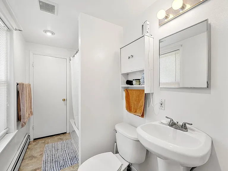 29 Colby St #2 — Photo 15