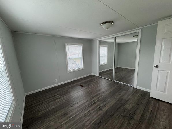 47 S 2nd St, Palmerton, PA 18071