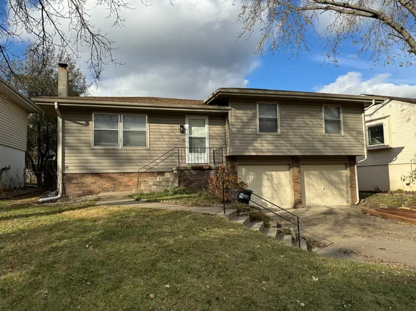 15938 Frances Cir, Omaha, NE 68130