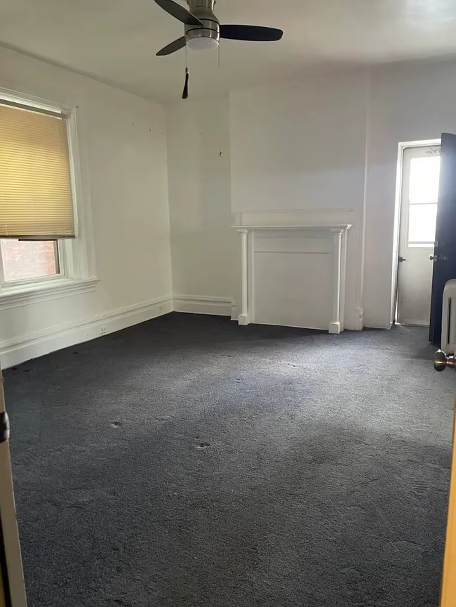 Building Photo - 5120 Friendship Ave #2