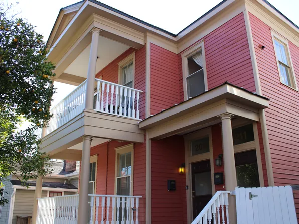 209 W 31st St #Up, Savannah, GA 31401