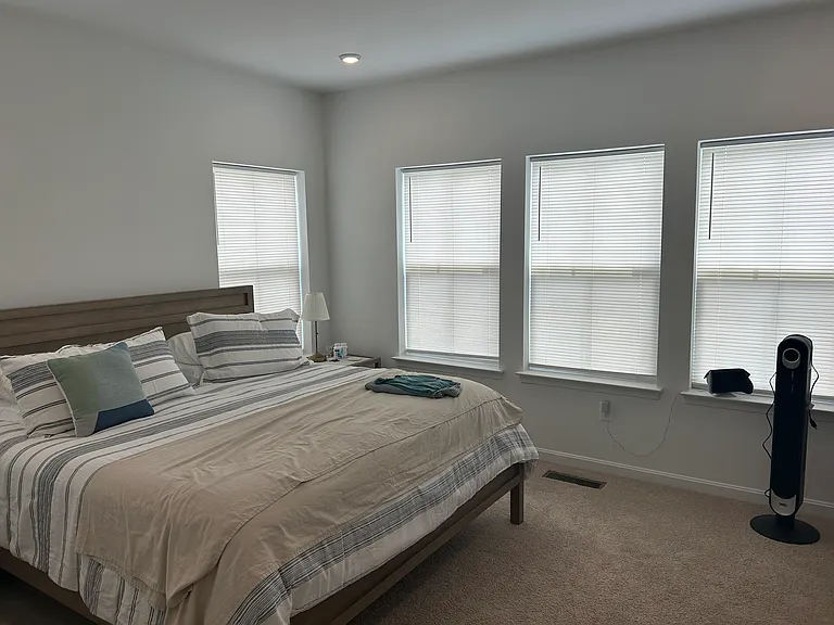 355 Andrew Ct — Photo 5