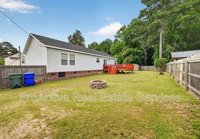 1053 Pitchkettle Rd — Photo 11