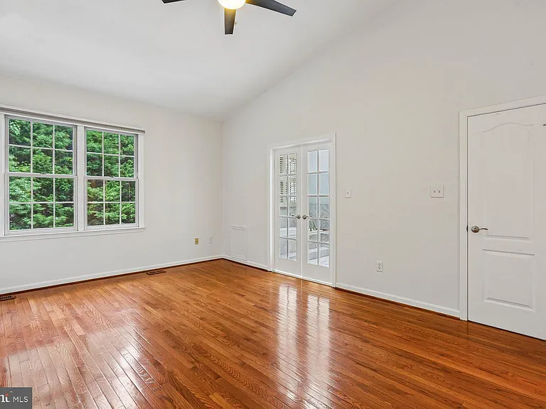 417 Winding Rose Dr — Photo 24