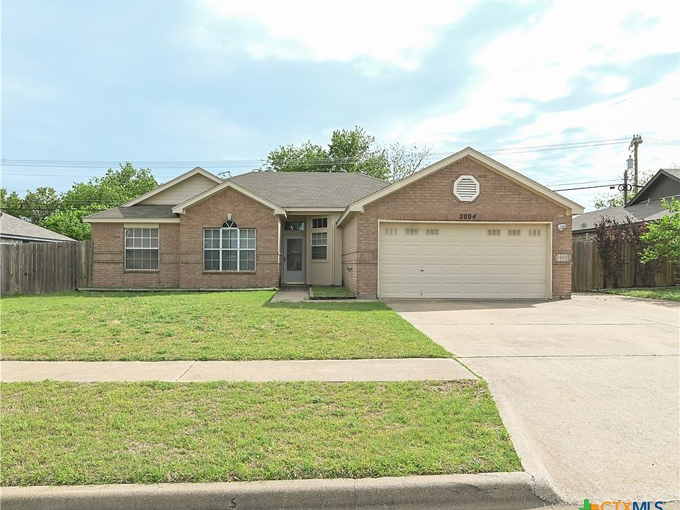 1st image of 2004 Clairidge Ave