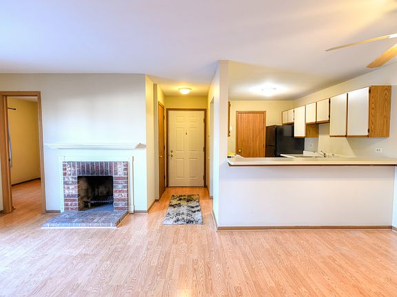 3rd image of 4304 W Shamrock Ln APT 1B