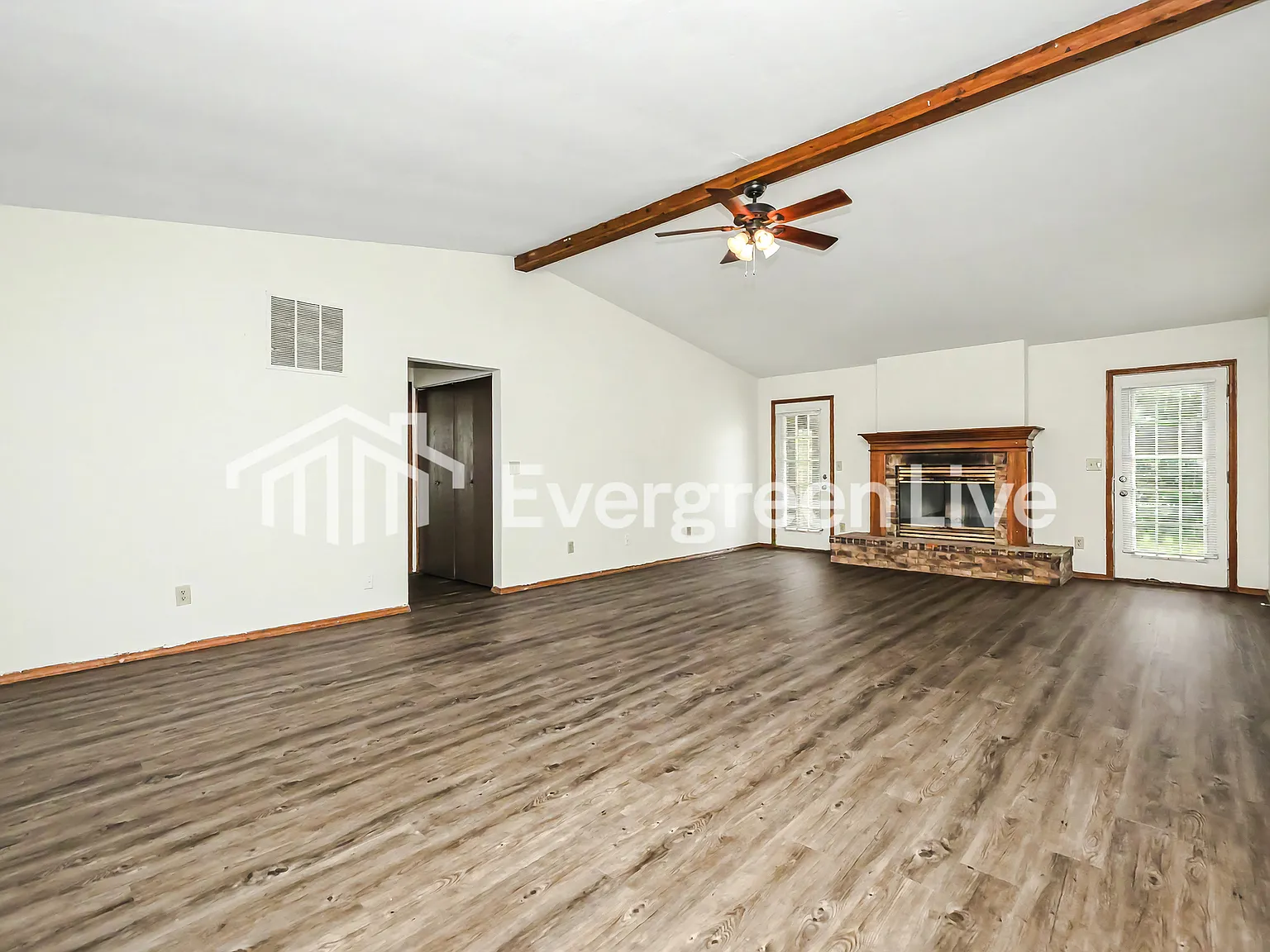 3 bed, 2.0 bath, 1766 sqft, $1,695 — Photo 4