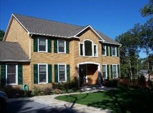 323 Old Sag Harbor Rd, Southampton, NY 11968