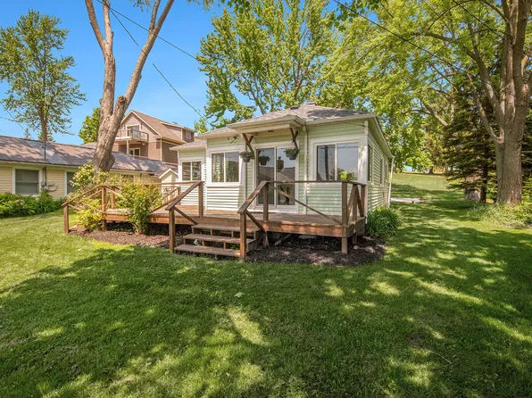 8224 Morrison Lake Gdns, Saranac, MI 48881