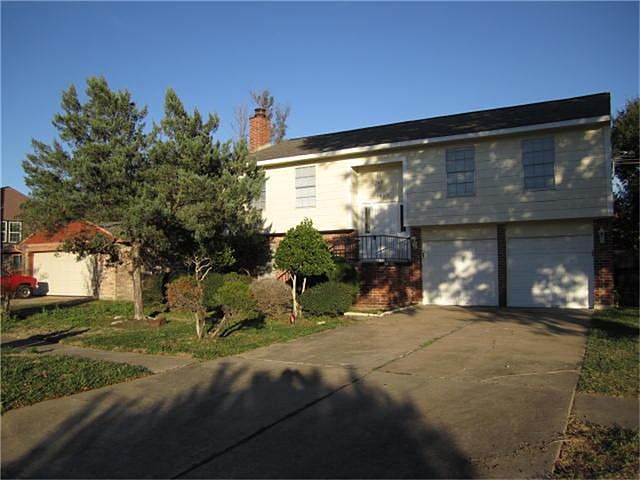 1st image of 16515 Lonesome Quail Dr
