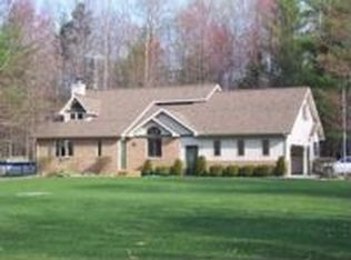 860 W Eddy Rd, Beaverton, MI 48612