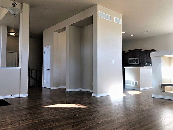 4th image of 6451 Wind River Point