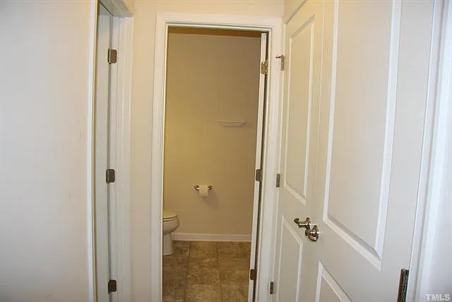 1012 Semora Ln — Photo 24