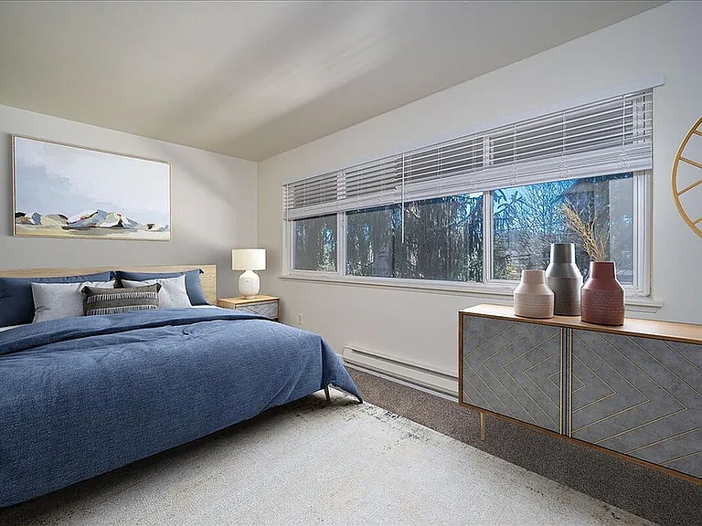 2 Bed Townhome - Bedroom