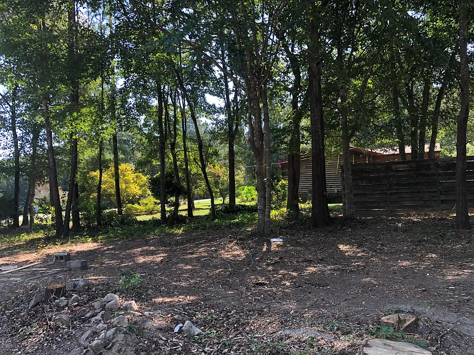 1028 Rock Dr