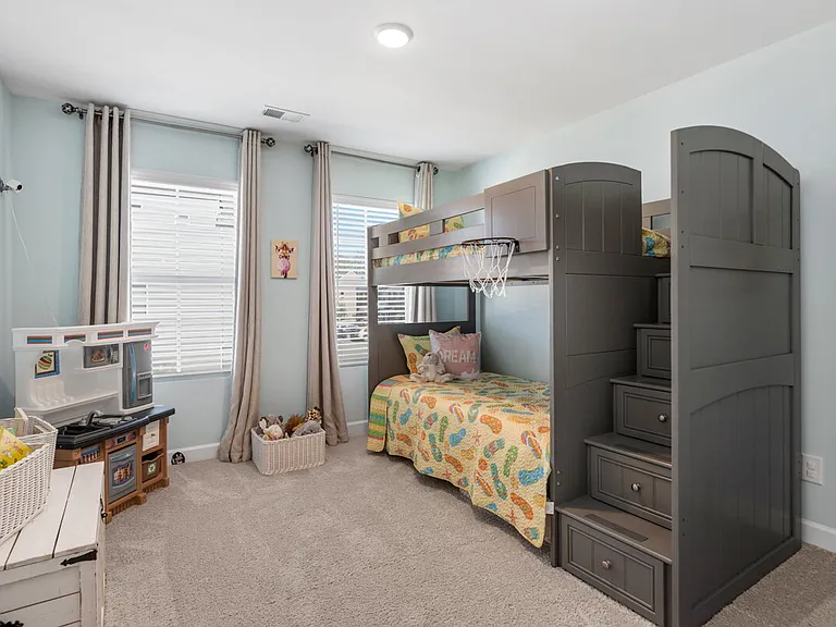 1022 Emery Bay Cir — Photo 15
