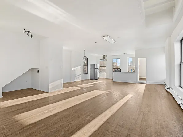 112 32nd Street image 1 of 4