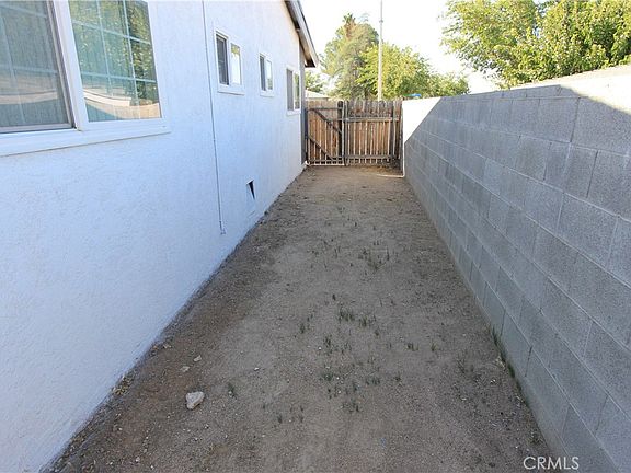 5th image of 16258 Forrest Ave