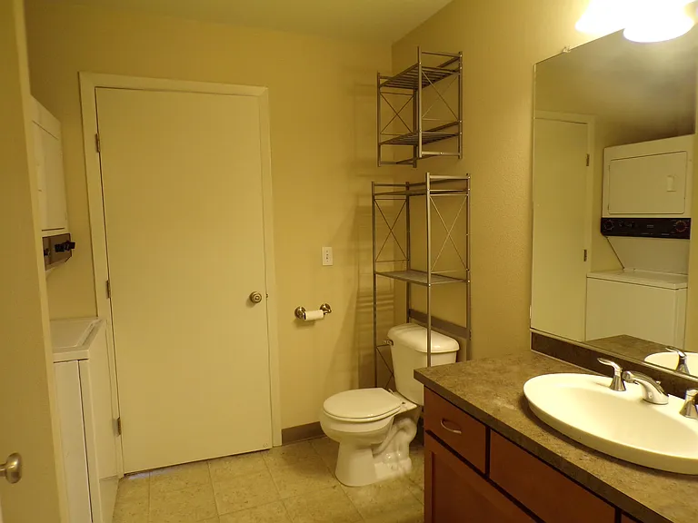 15052 NW Central Dr — Photo 25