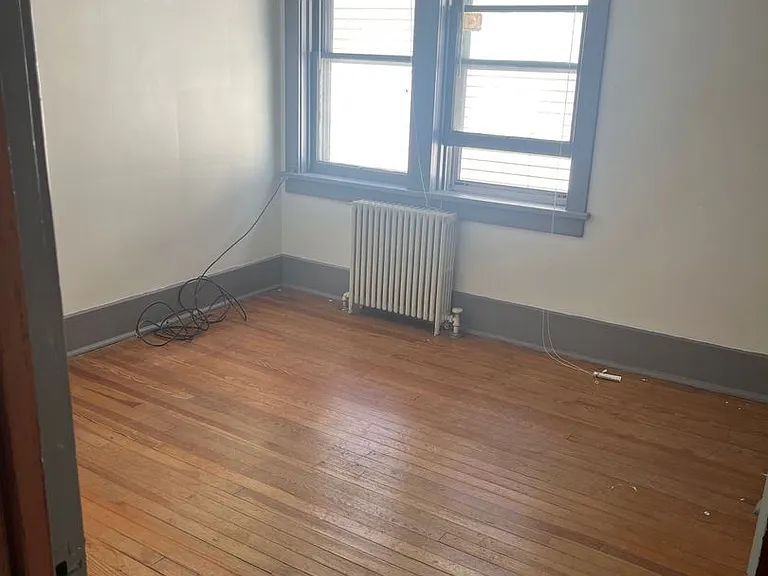 822 W Main St — Photo 7