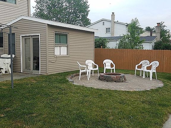 4th image of 2811 Caterham Dr