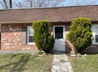 2 Brookside Ave #2D, Worcester, MA 01602