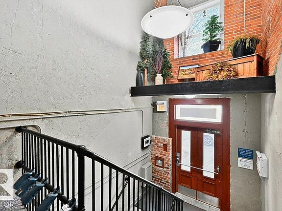 4th image of 10249 104th St NW #403