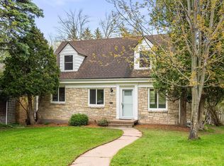 2906 Greysolon Rd, Duluth, MN 55812